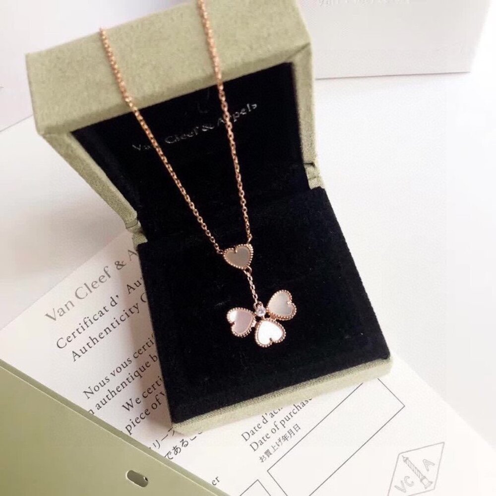 ✨✨✨Van Cleef & Arpels necklace✨✨✨